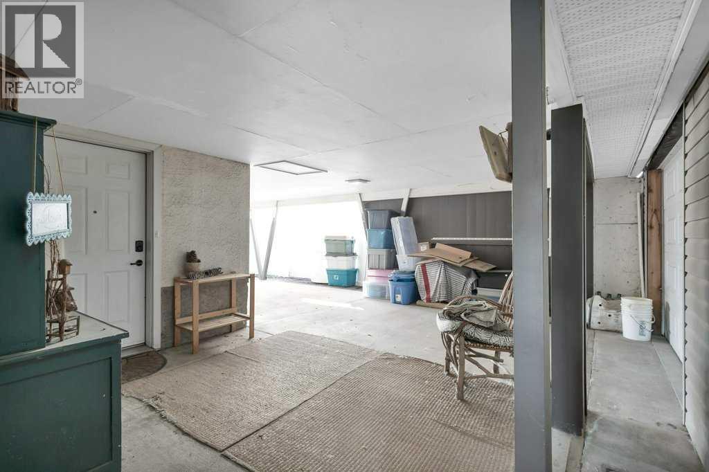 5436 53 Avenue, Lacombe