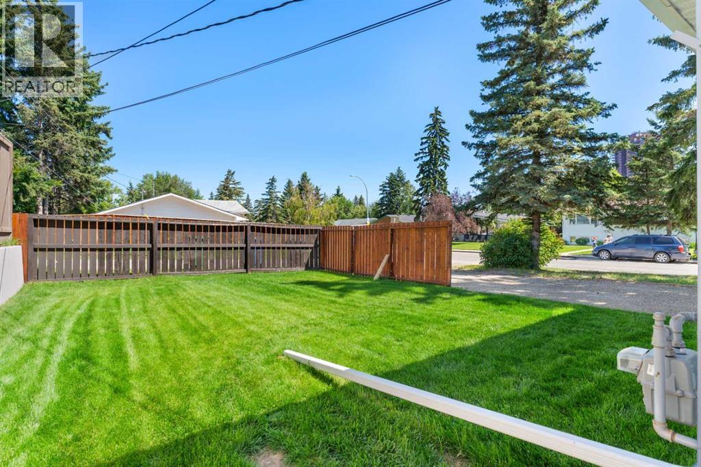 Single Family House Bungalow for Sale in  Haddon Road SW Haysboro Calgary 