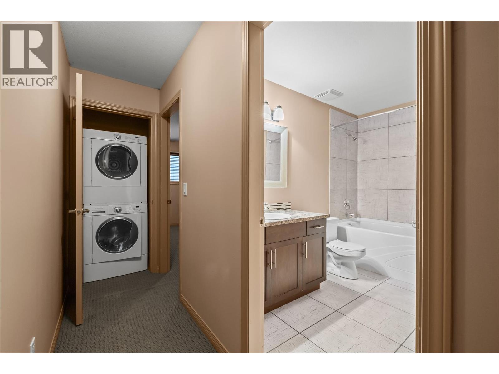  1656 Merlot Drive, West Kelowna