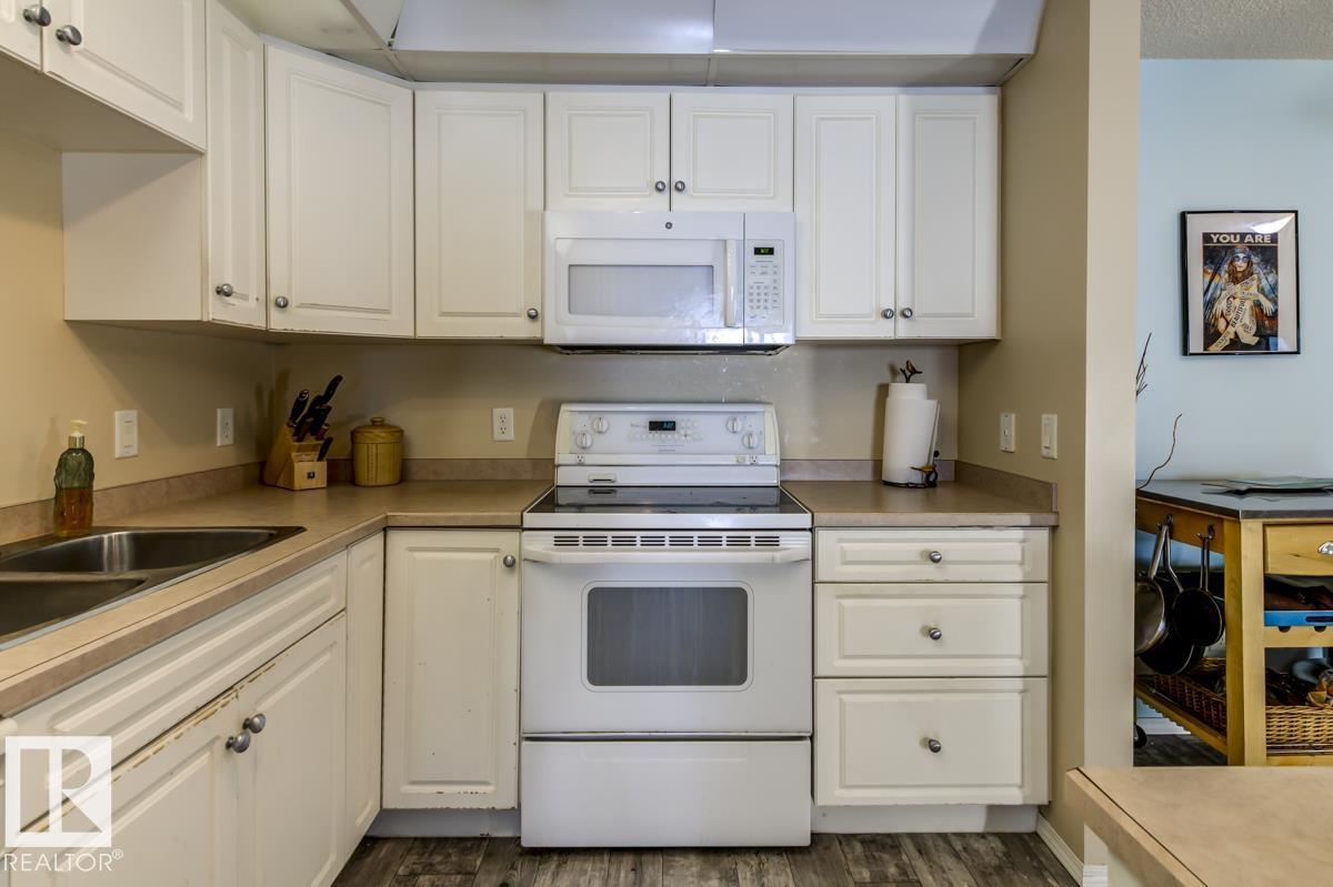 #318 100 FOXHAVEN DR, Sherwood Park