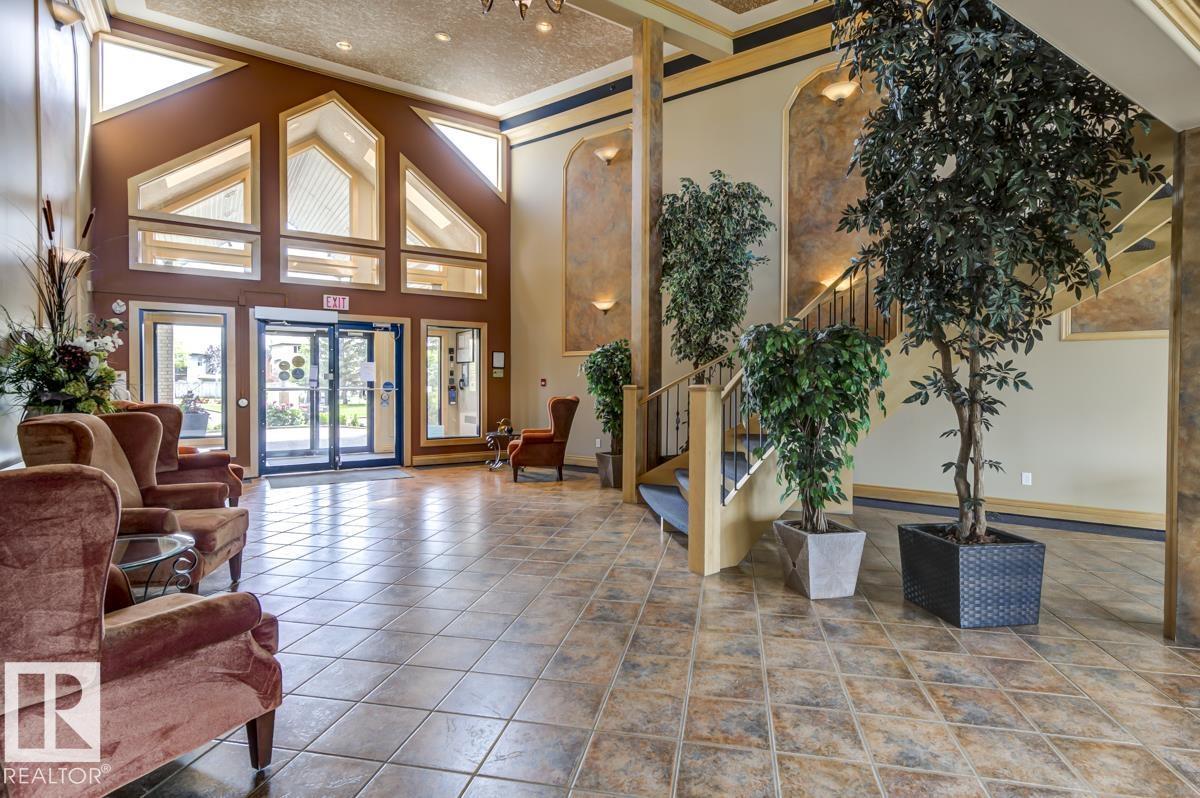 #318 100 FOXHAVEN DR, Sherwood Park