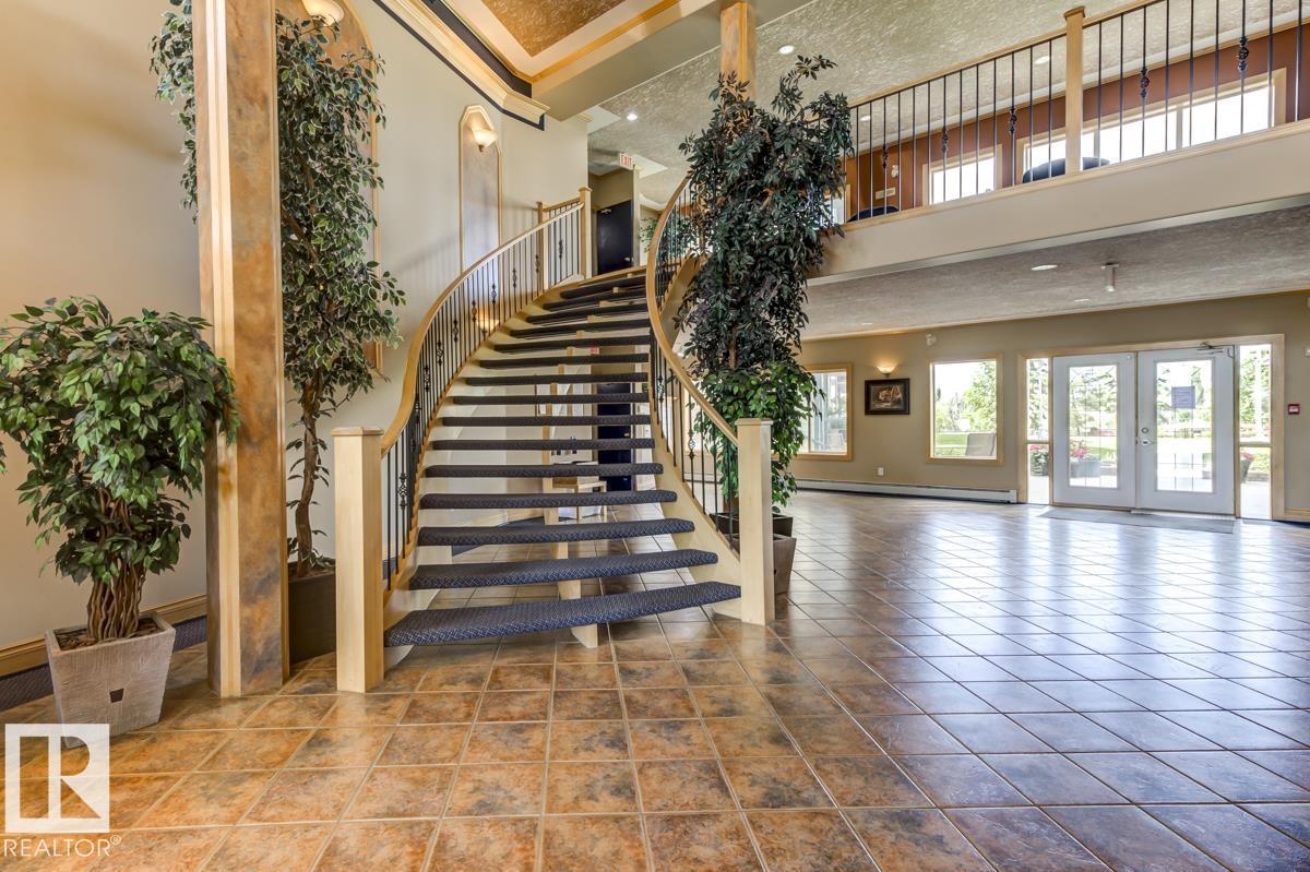 #318 100 FOXHAVEN DR, Sherwood Park