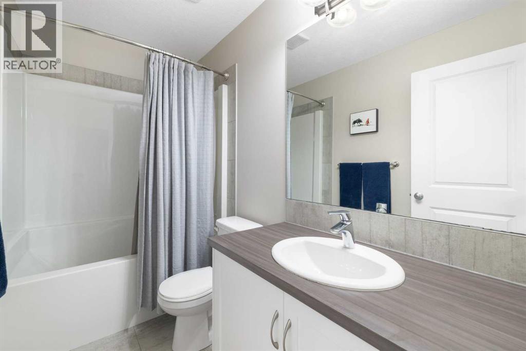 Single Family House for Sale in  Evanscrest Way NW Evanston Calgary 