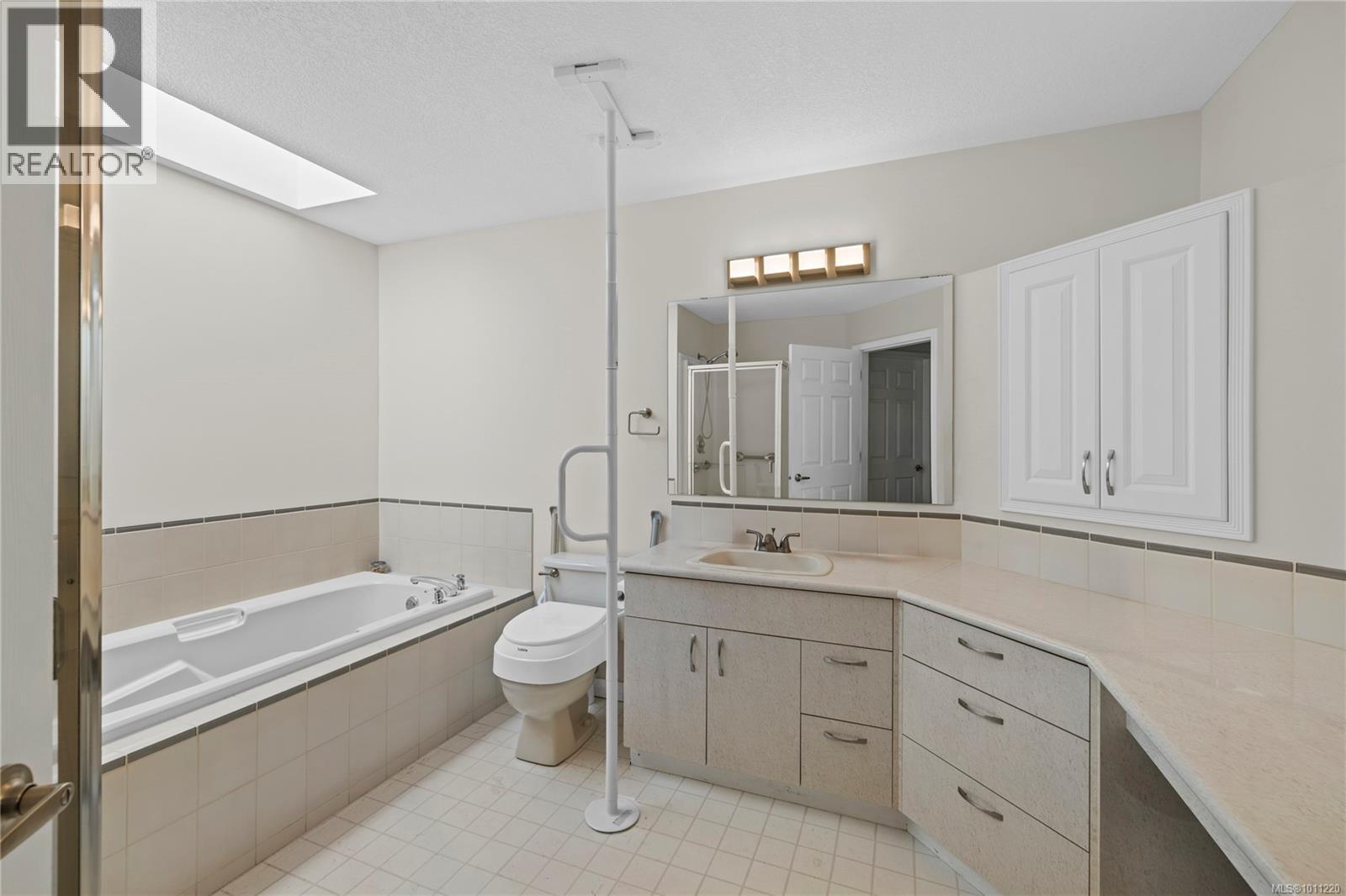 22 2655 Andover Rd, Nanoose Bay
