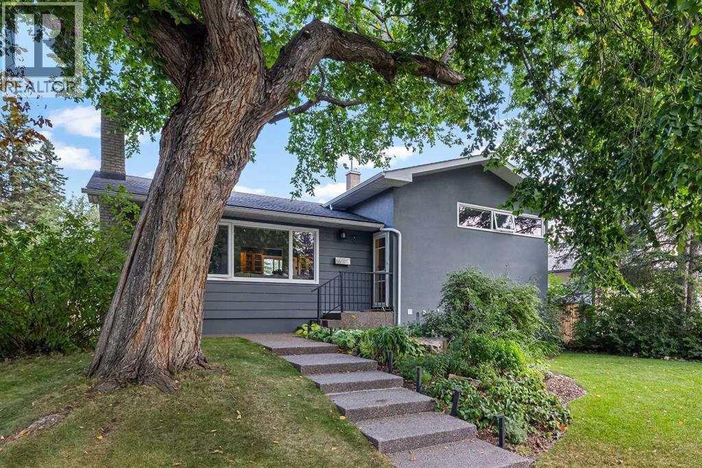 Single Family House 4 Level for Sale in  Harley Road SW Haysboro Calgary 