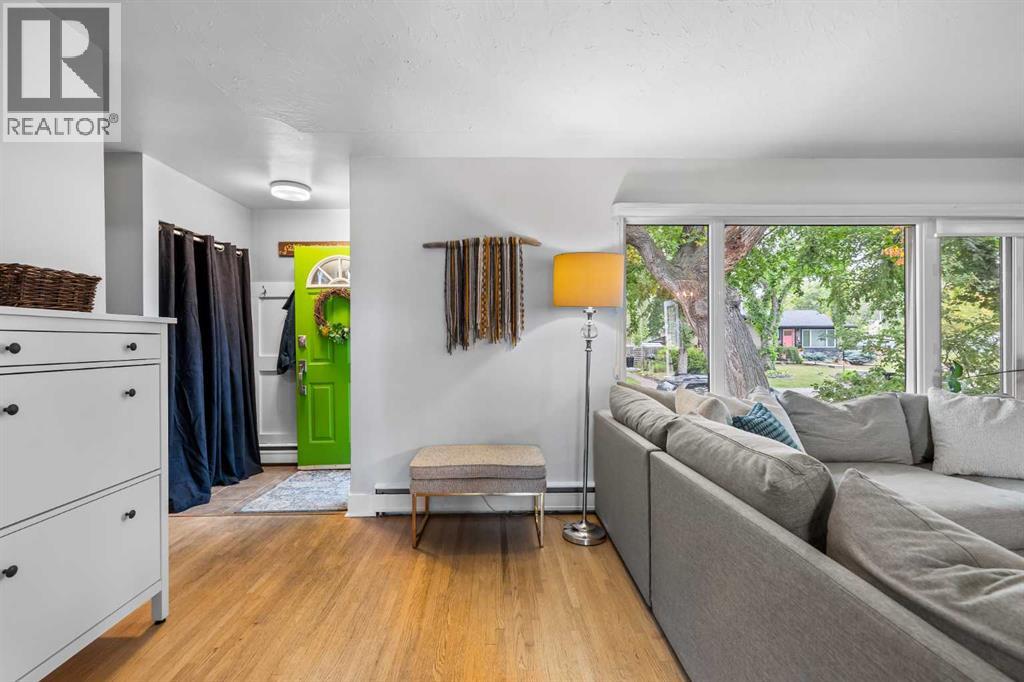 Single Family House 4 Level for Sale in  Harley Road SW Haysboro Calgary 