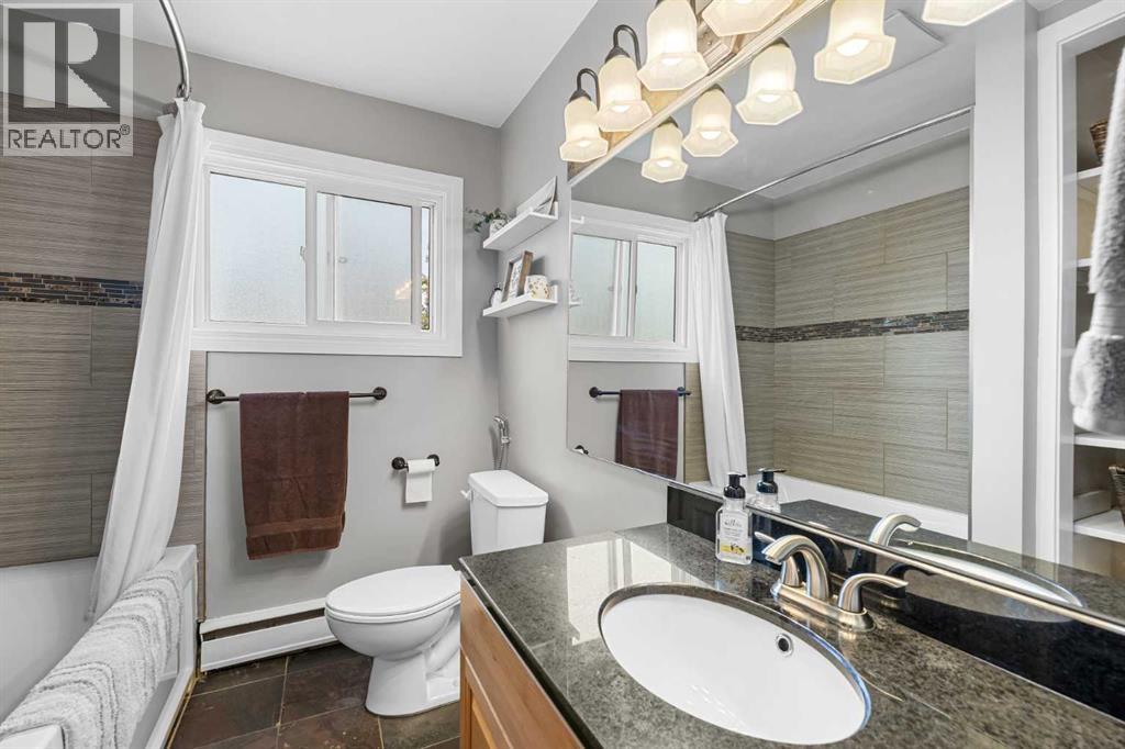 Single Family House 4 Level for Sale in  Harley Road SW Haysboro Calgary 