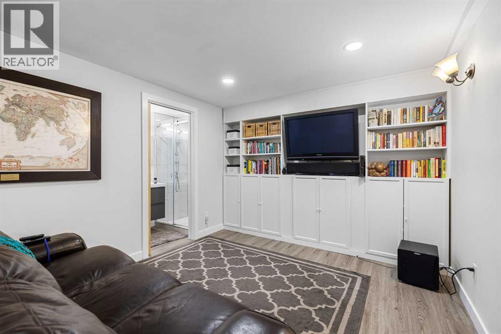 Single Family House 4 Level for Sale in  Harley Road SW Haysboro Calgary 
