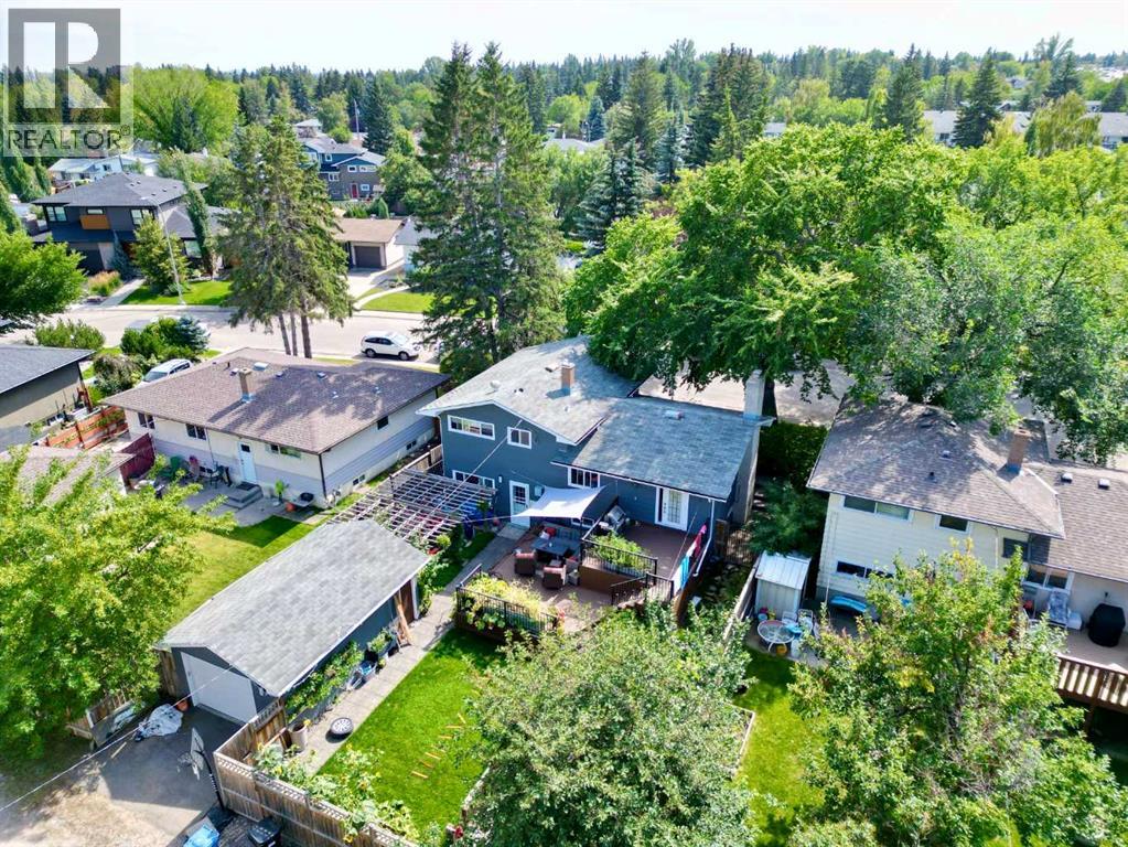 Single Family House 4 Level for Sale in  Harley Road SW Haysboro Calgary 