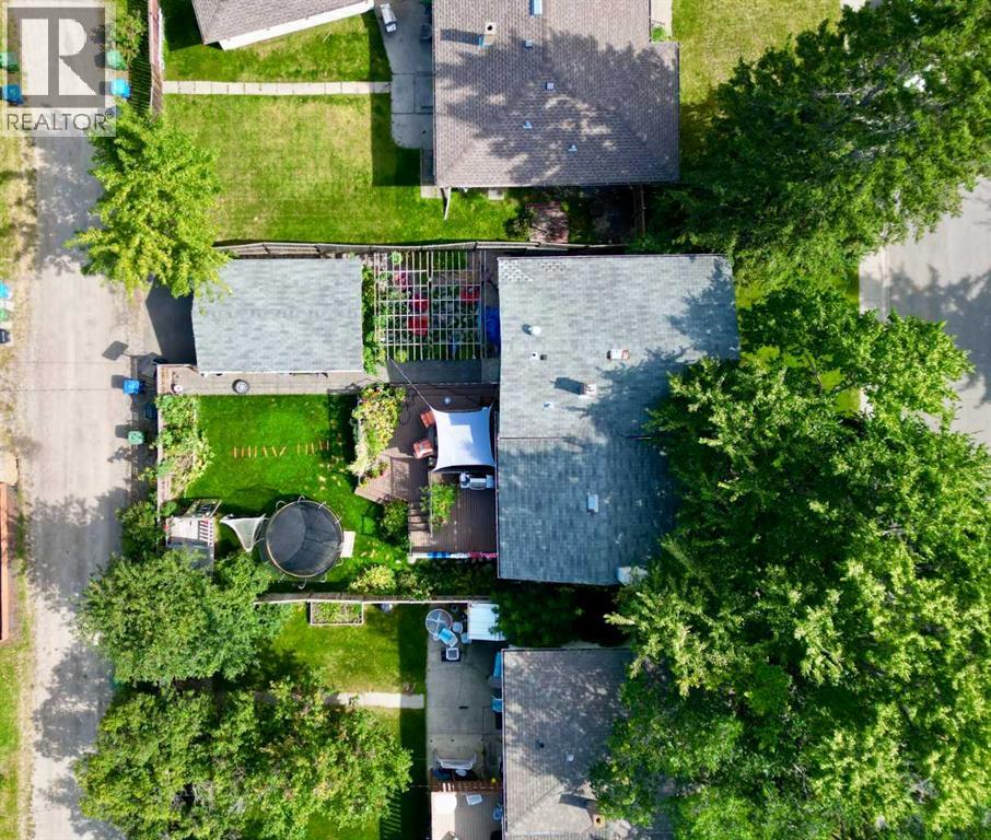 Single Family House 4 Level for Sale in  Harley Road SW Haysboro Calgary 