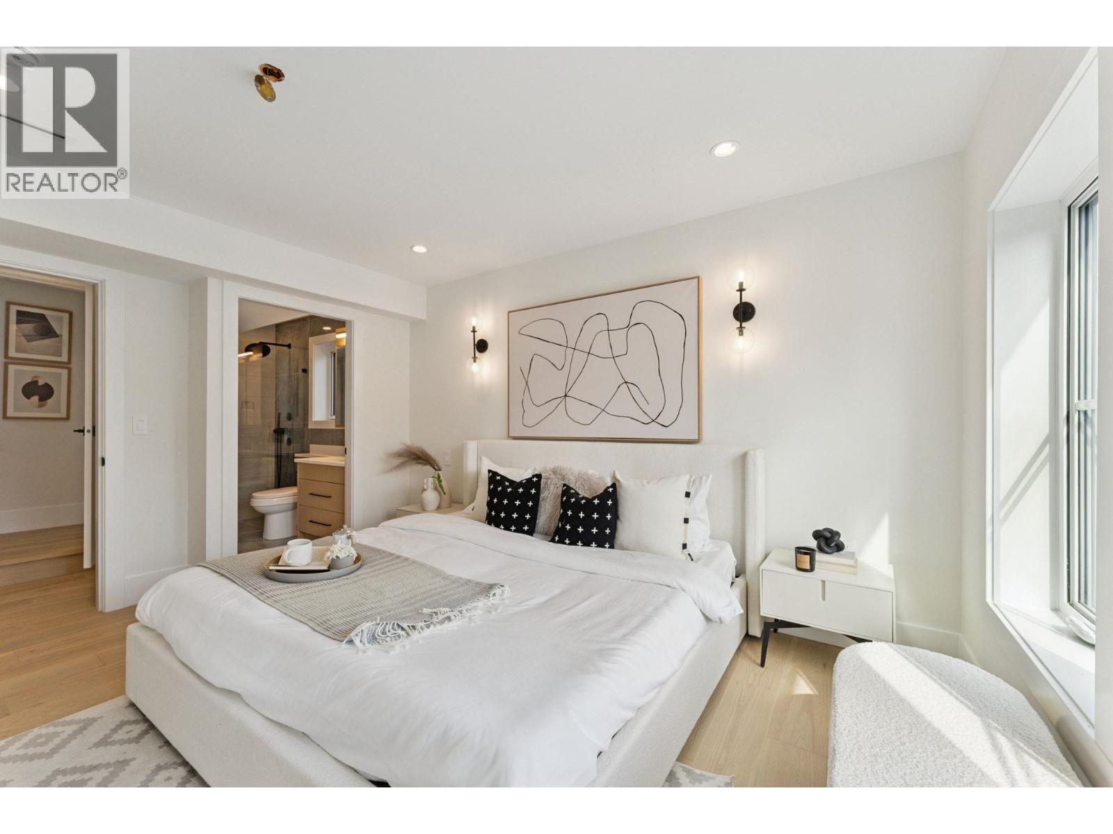 4868 DUMFRIES STREET, Vancouver