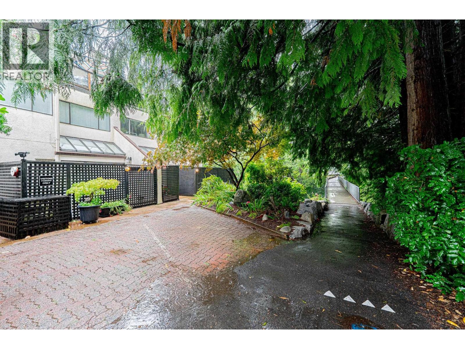 5 1786 ESQUIMALT AVENUE, West Vancouver