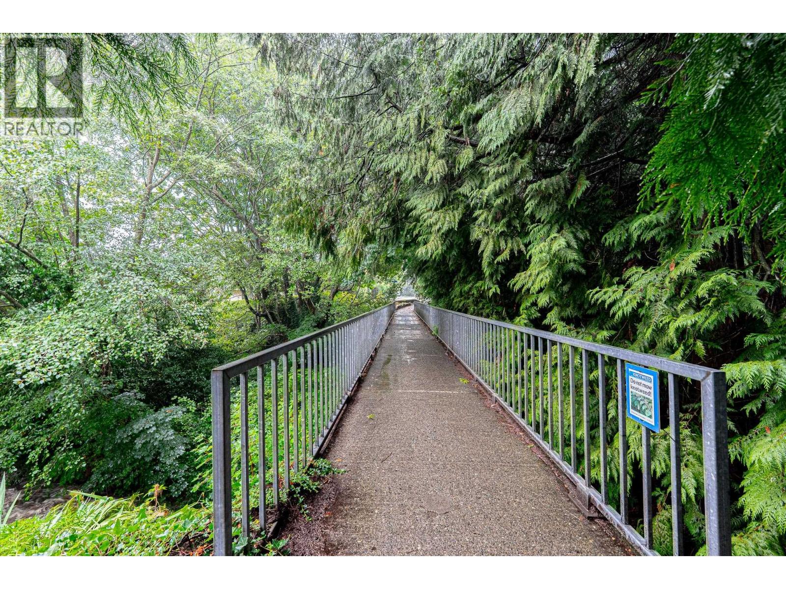 5 1786 ESQUIMALT AVENUE, West Vancouver