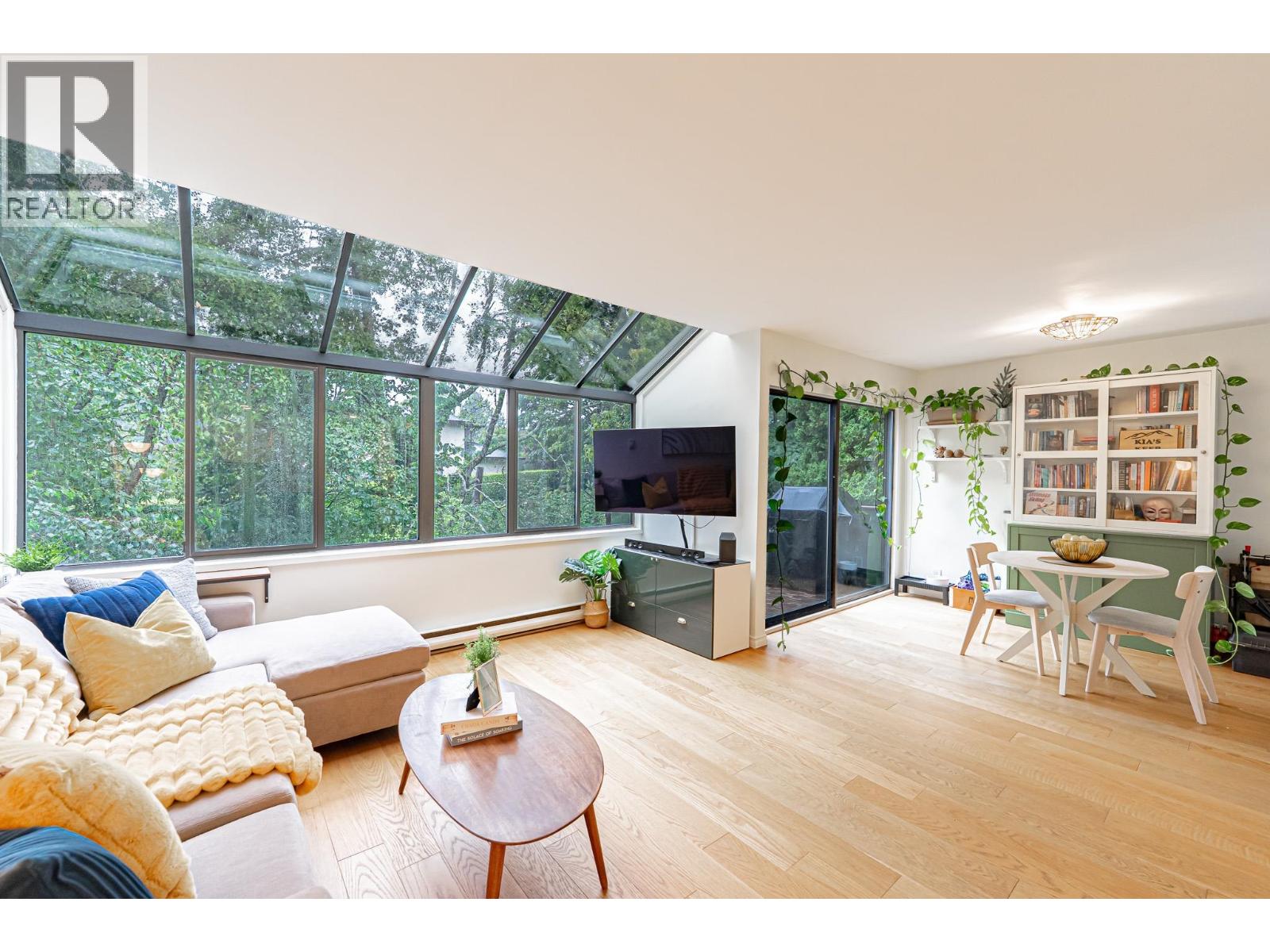 5 1786 ESQUIMALT AVENUE, West Vancouver