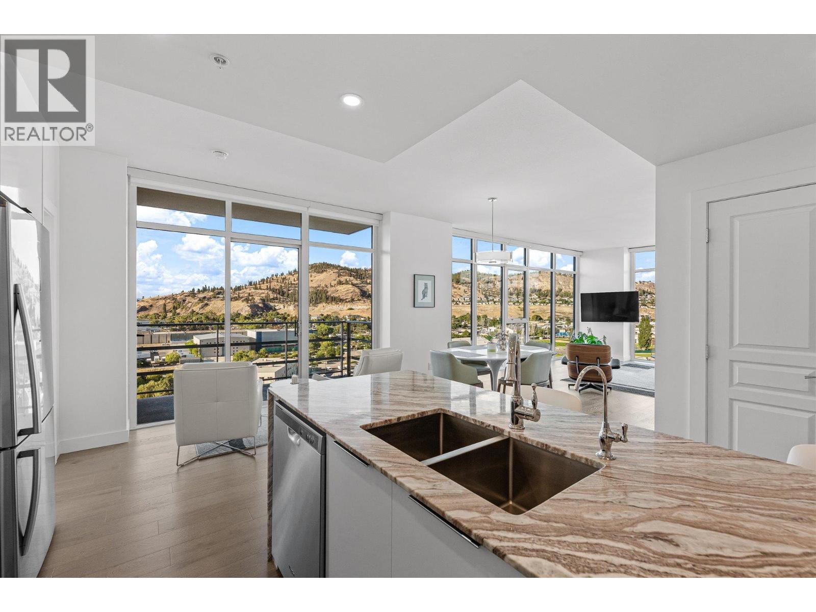 1304 1151 Sunset Drive, Kelowna