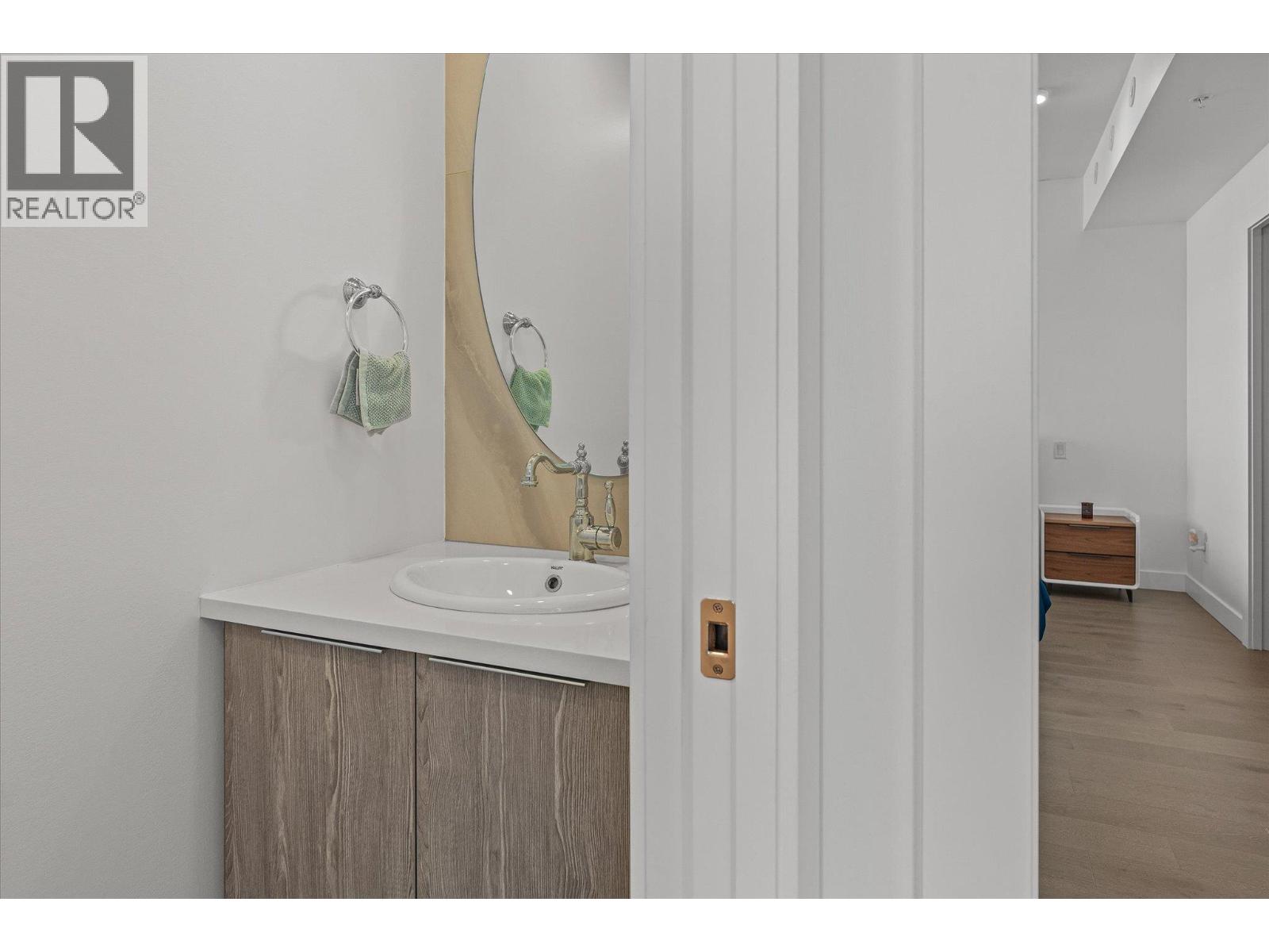 1304 1151 Sunset Drive, Kelowna
