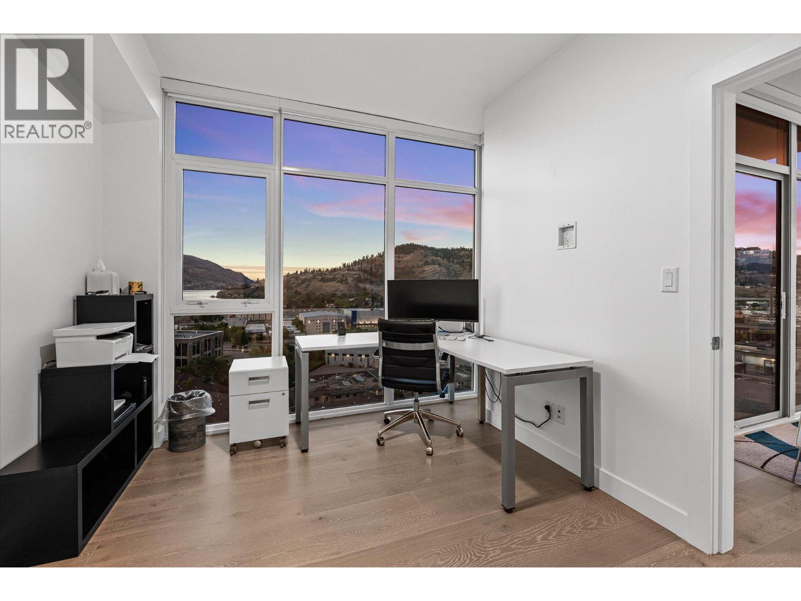 1304 1151 Sunset Drive, Kelowna