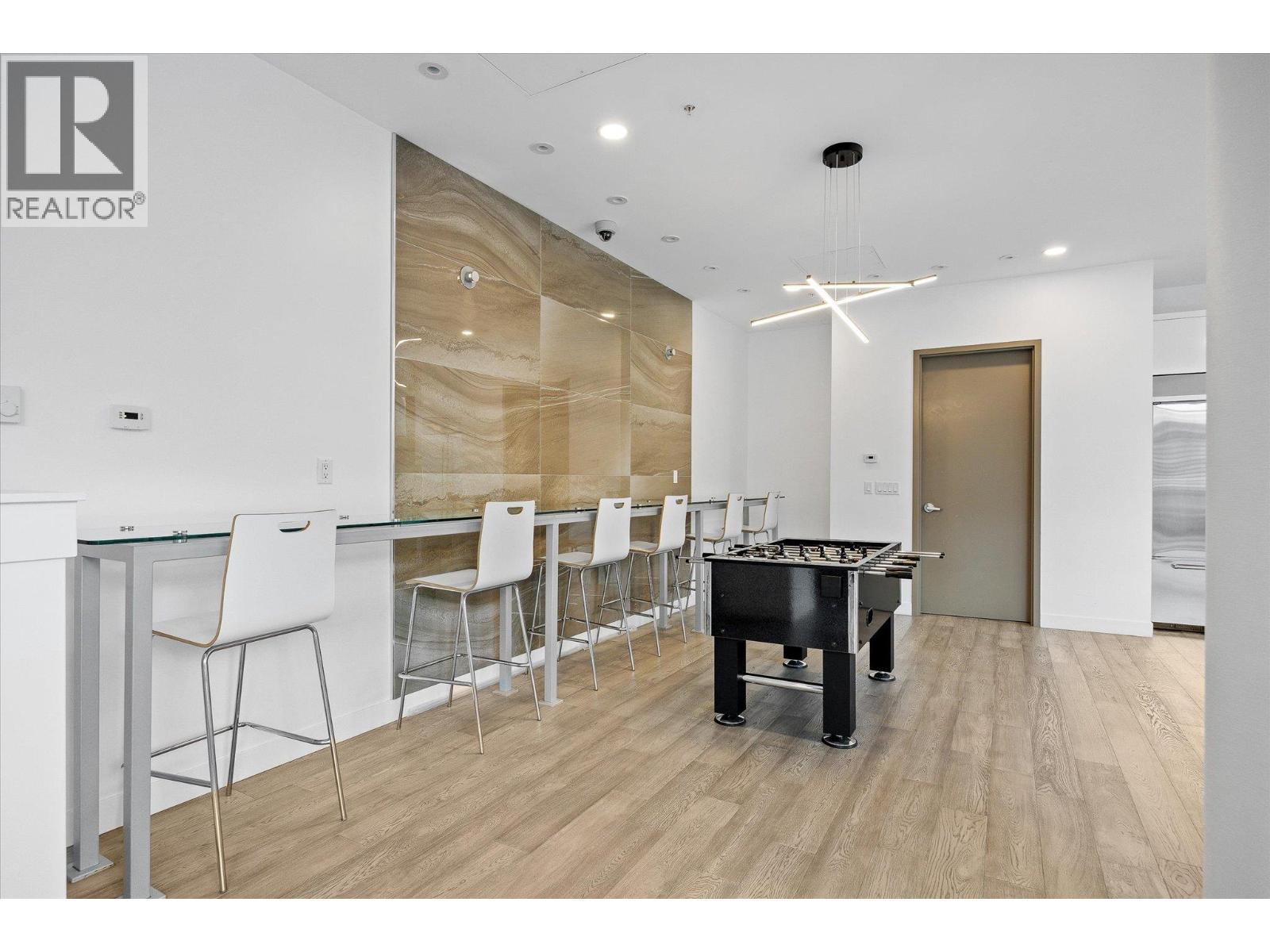 1304 1151 Sunset Drive, Kelowna