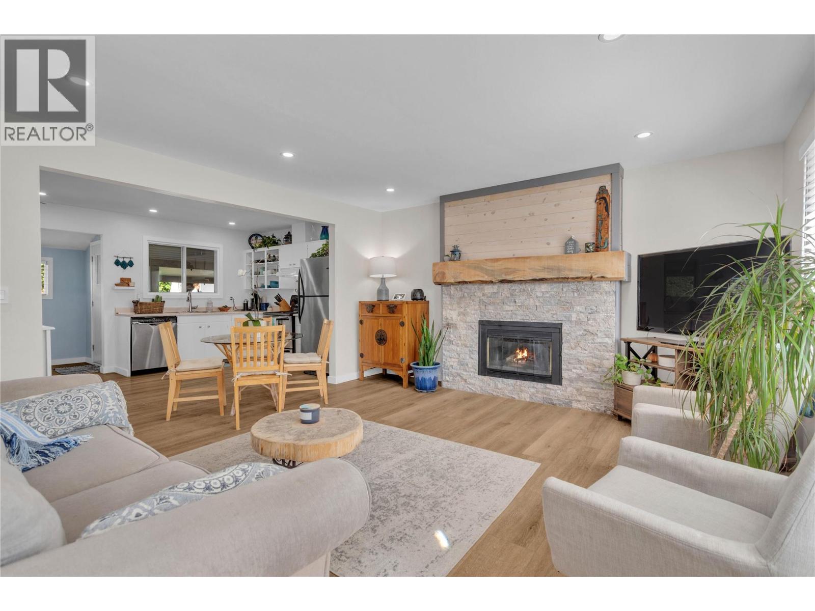  3564 Springer Road, West Kelowna
