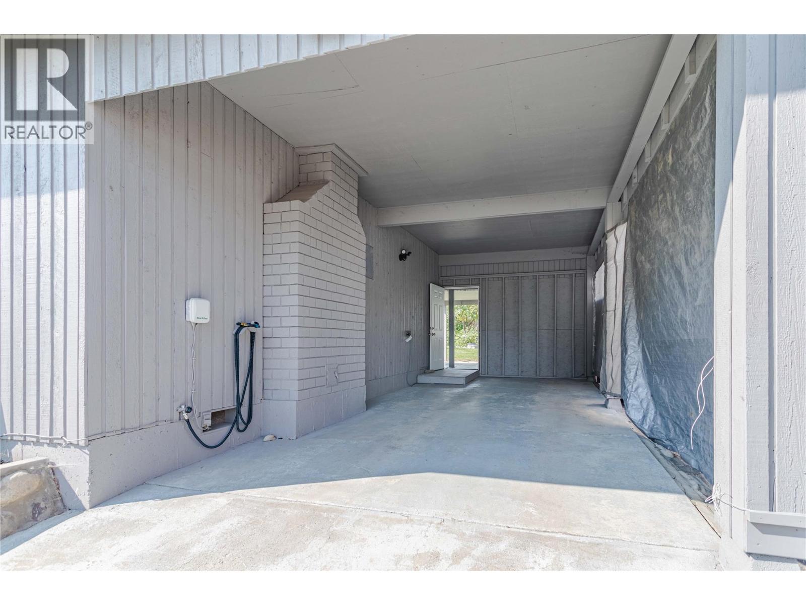  3564 Springer Road, West Kelowna