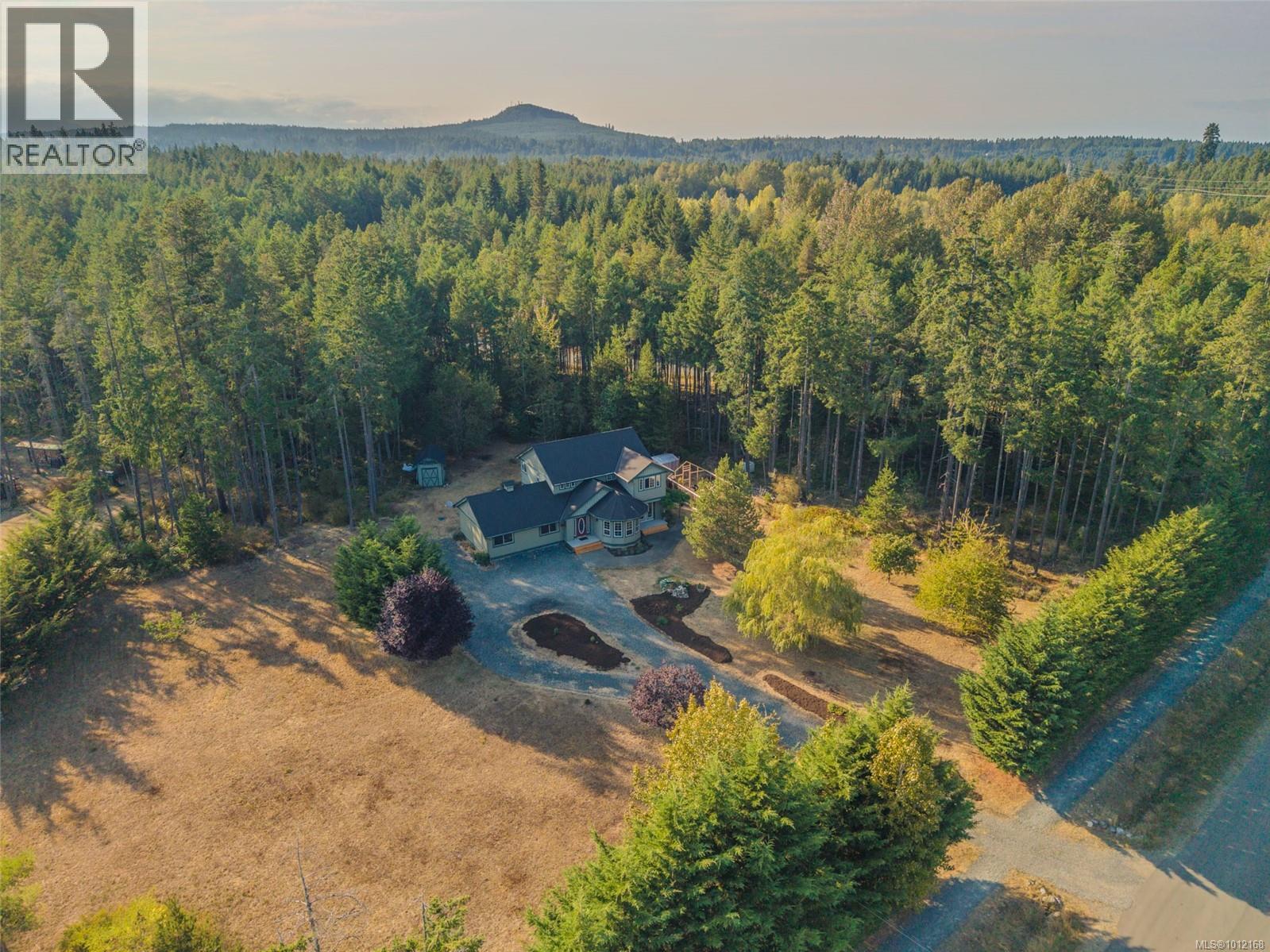 2265 Peterson Rd, Nanoose Bay