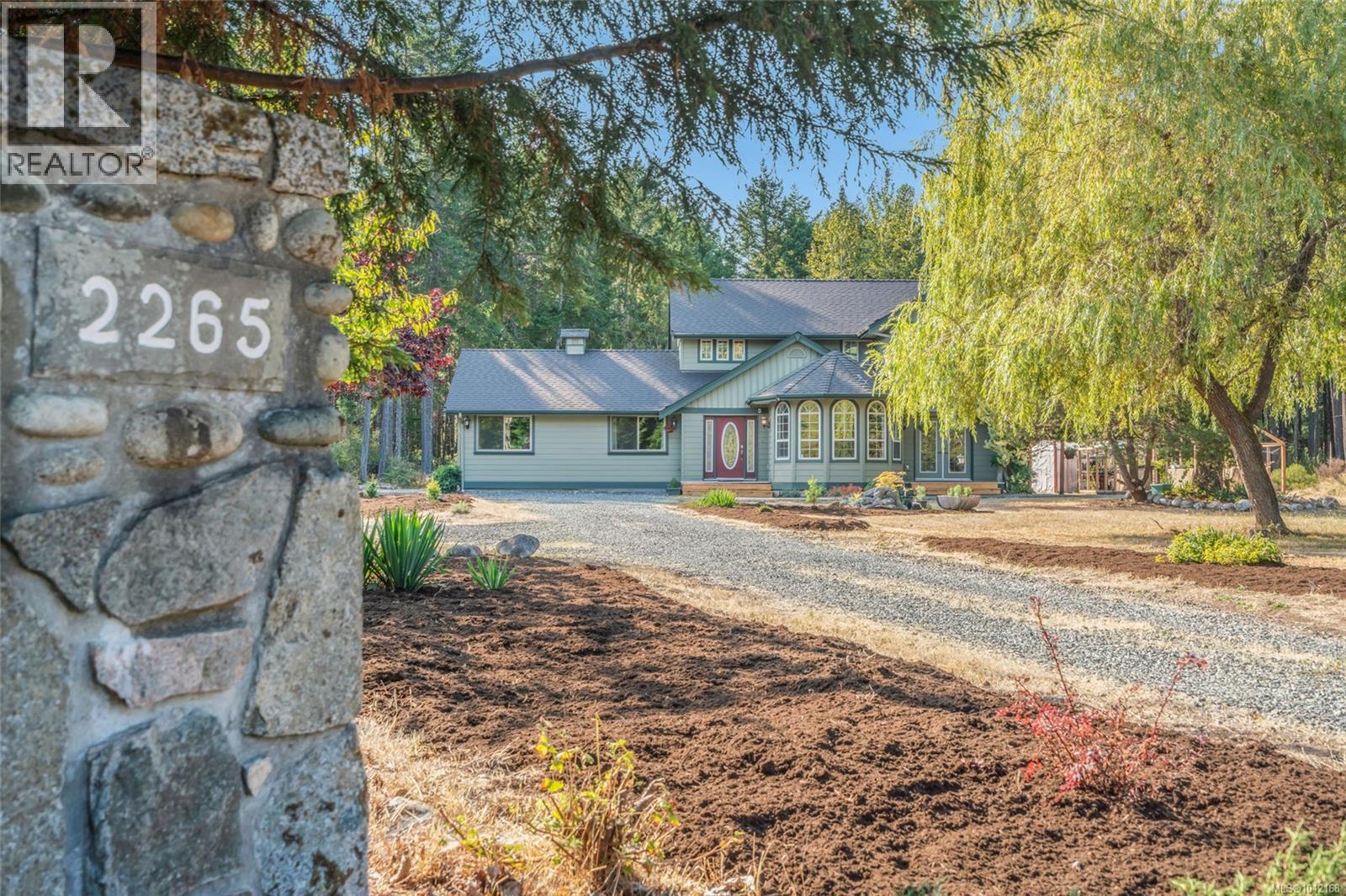 2265 Peterson Rd, Nanoose Bay