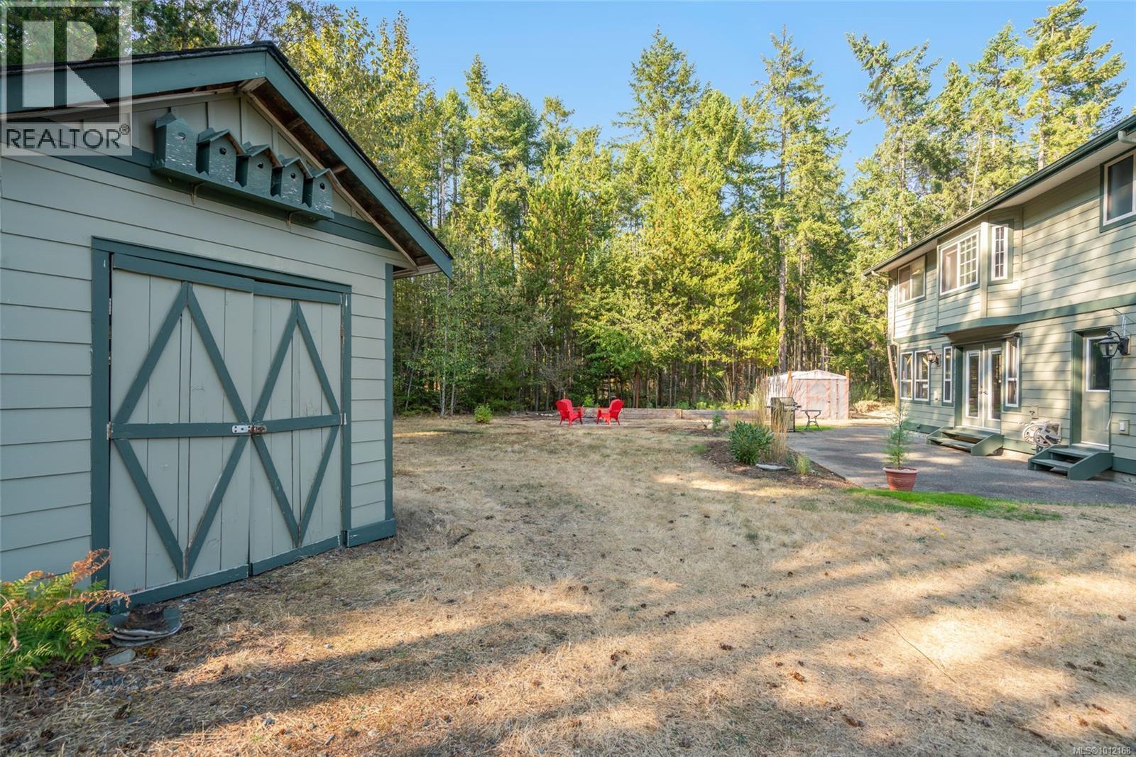2265 Peterson Rd, Nanoose Bay