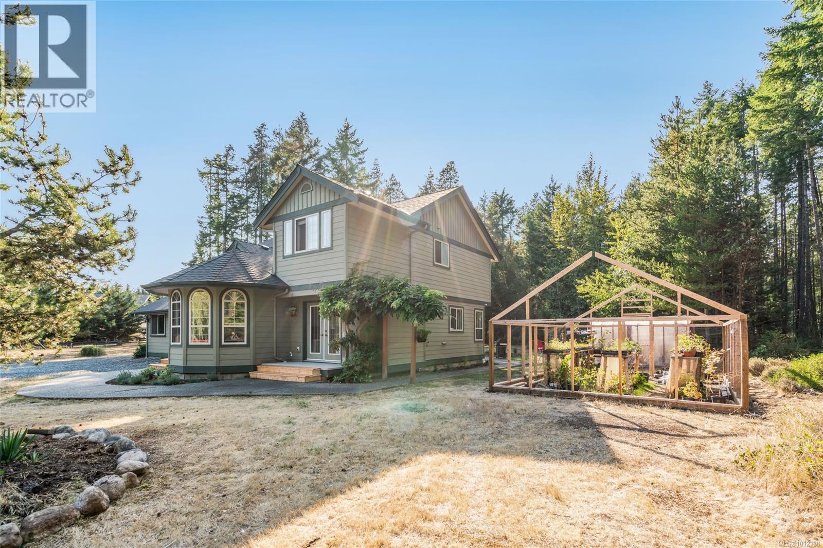 2265 Peterson Rd, Nanoose Bay