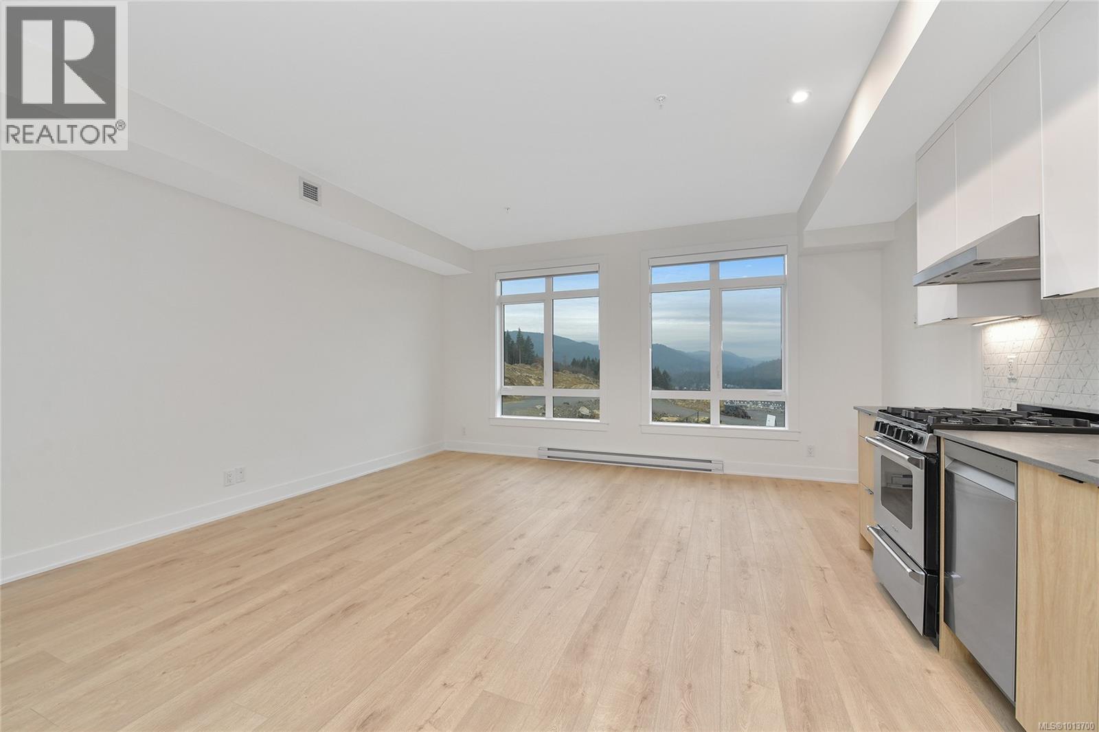 205 1114 Samar Crescent, Langford