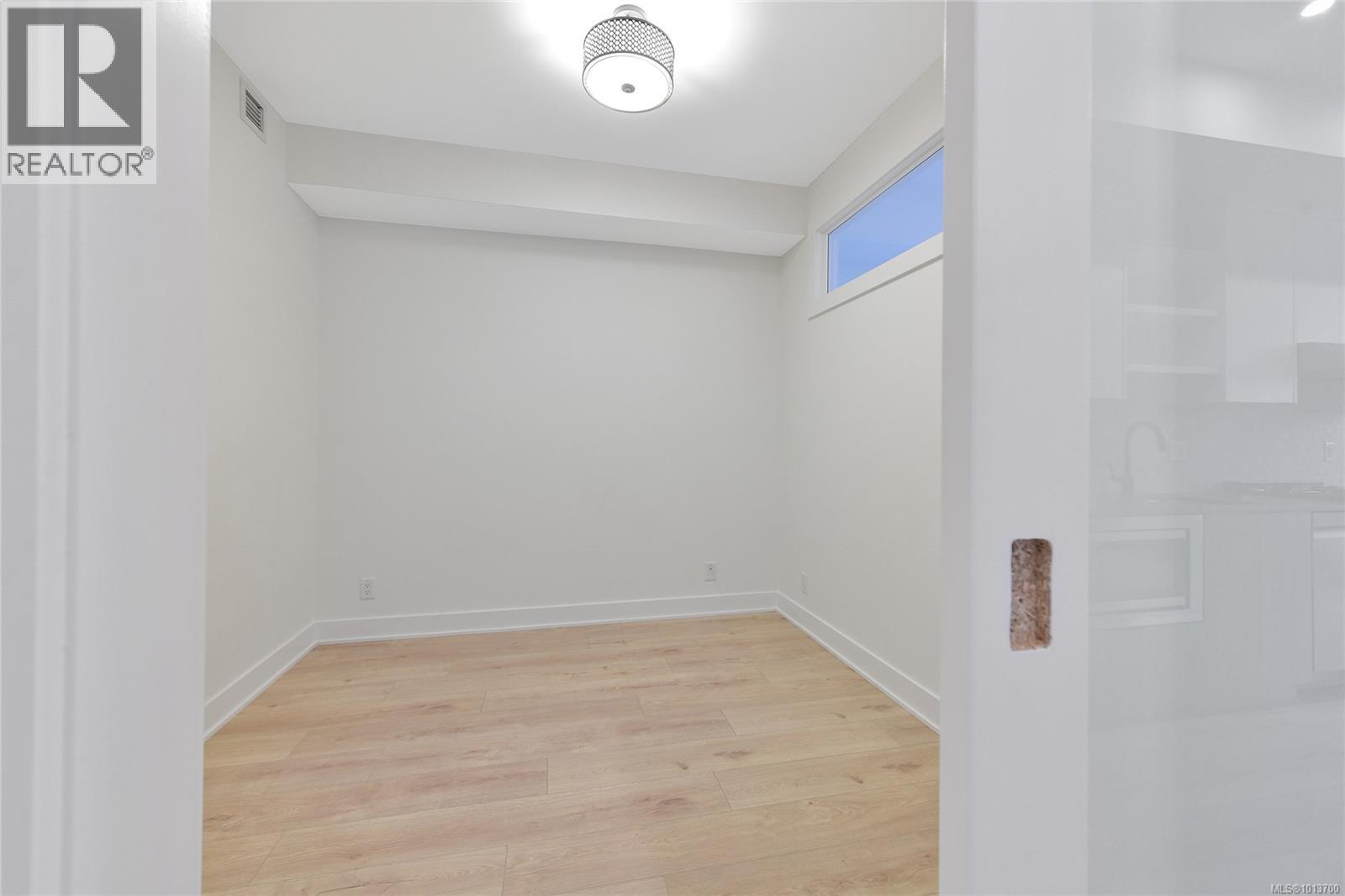 205 1114 Samar Crescent, Langford