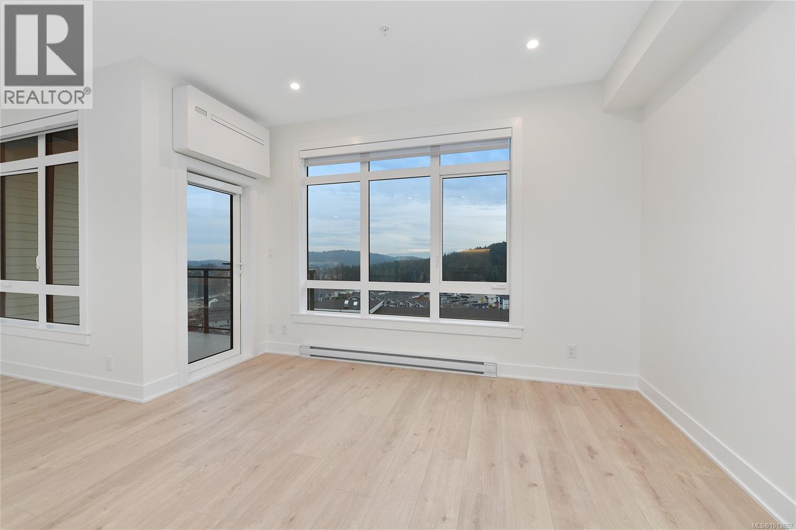204 1114 Samar Crescent, Langford