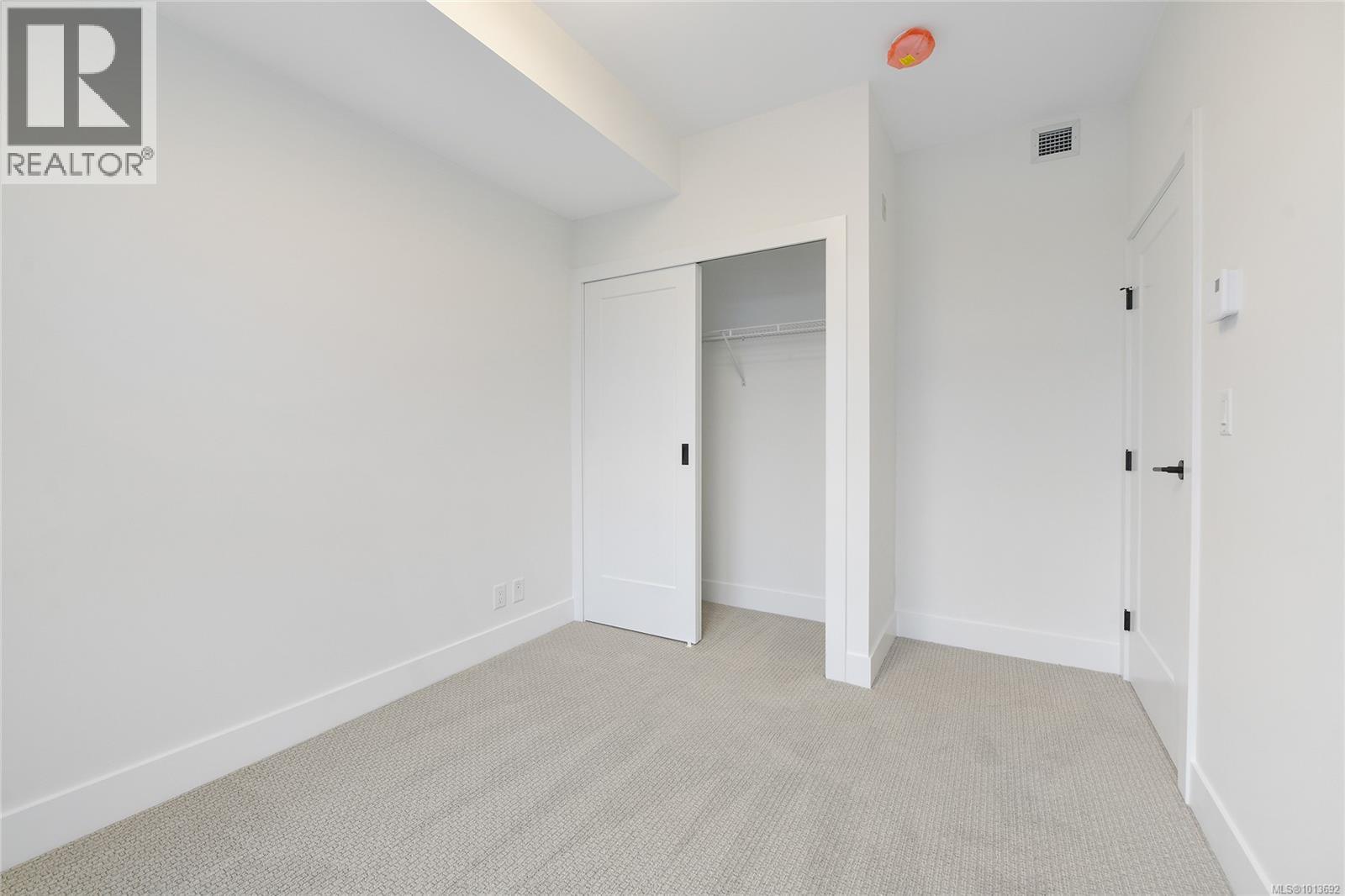 204 1114 Samar Crescent, Langford