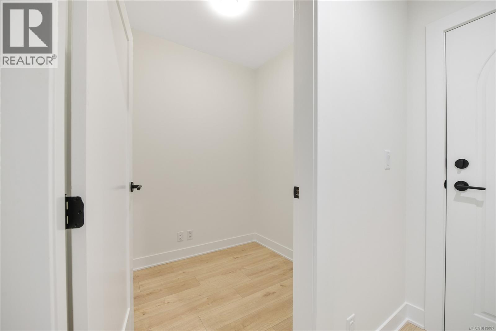 204 1114 Samar Crescent, Langford