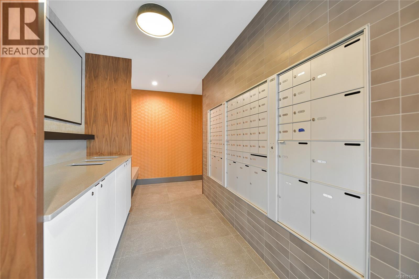 204 1114 Samar Crescent, Langford