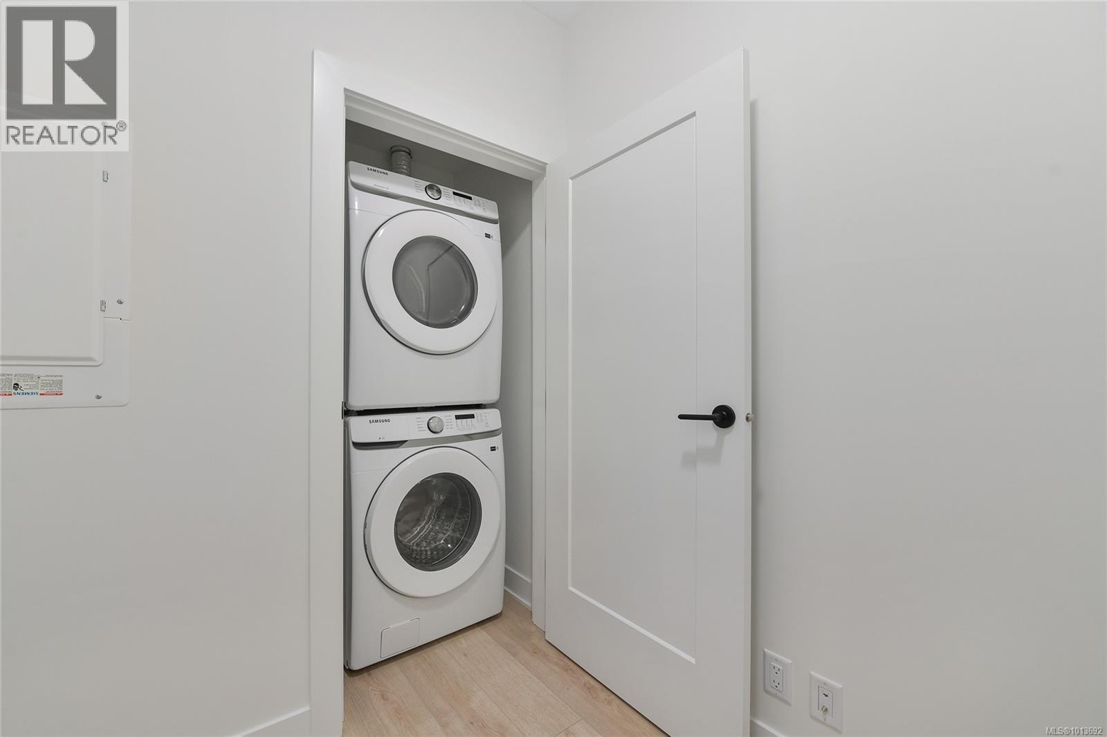 204 1114 Samar Crescent, Langford