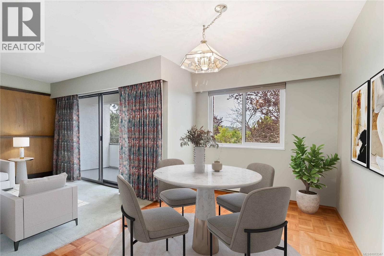 307 853 Selkirk Avenue, Esquimalt