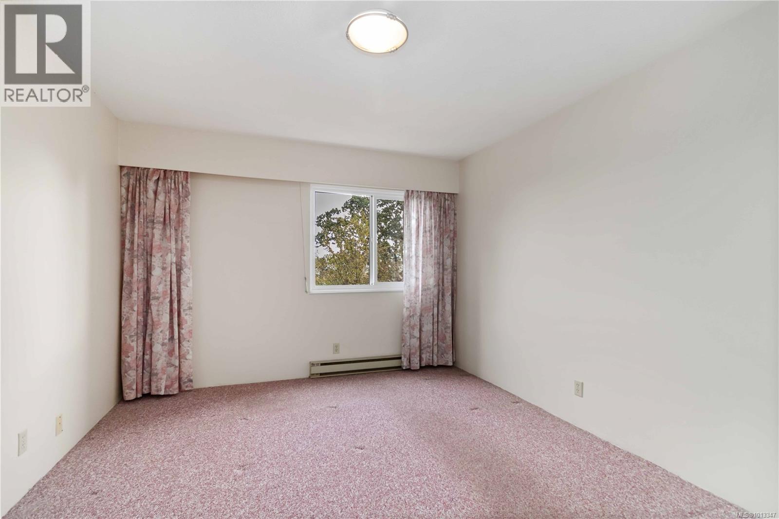 307 853 Selkirk Avenue, Esquimalt