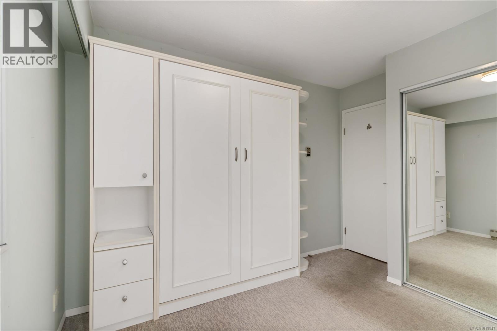 307 853 Selkirk Avenue, Esquimalt