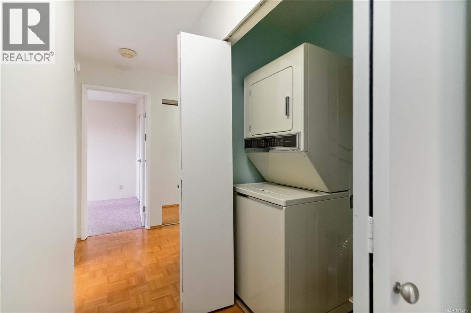307 853 Selkirk Avenue, Esquimalt
