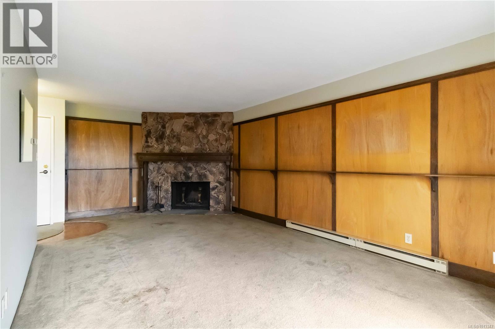 307 853 Selkirk Avenue, Esquimalt