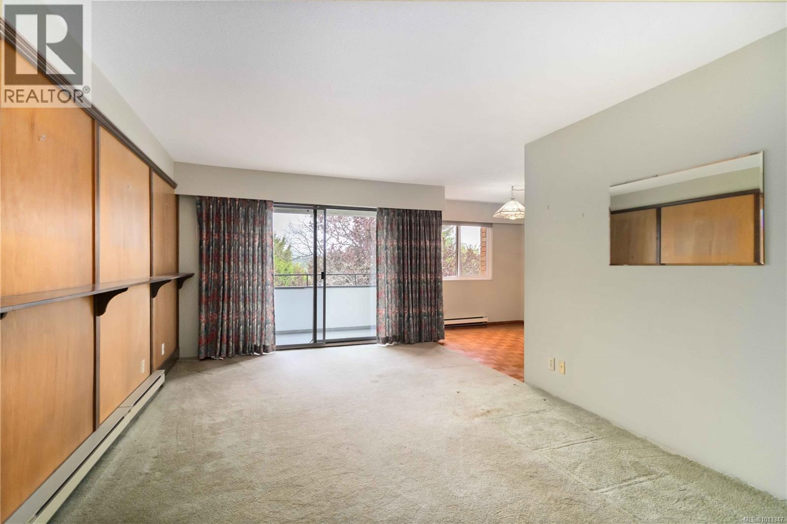 307 853 Selkirk Avenue, Esquimalt