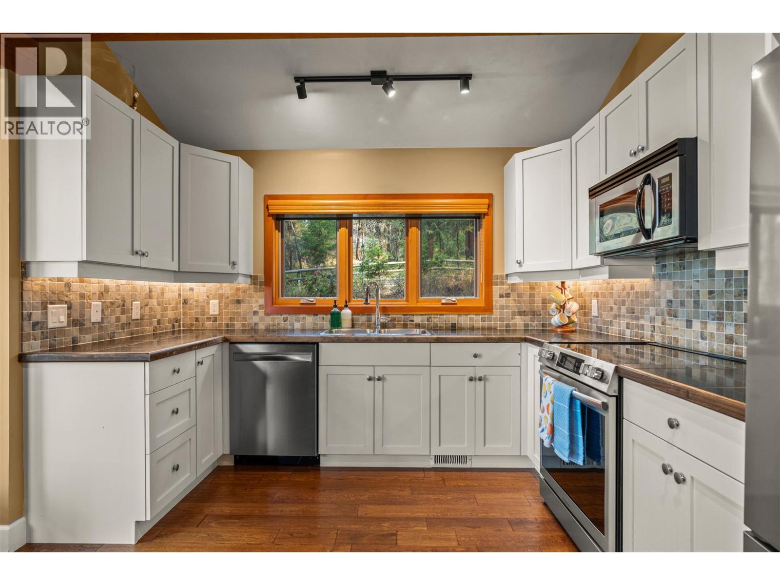 67 9845 Eastside Road, Vernon