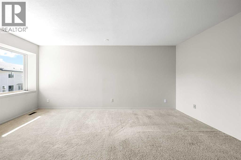Single Family House for Sale in    Street NW Varsity Calgary 