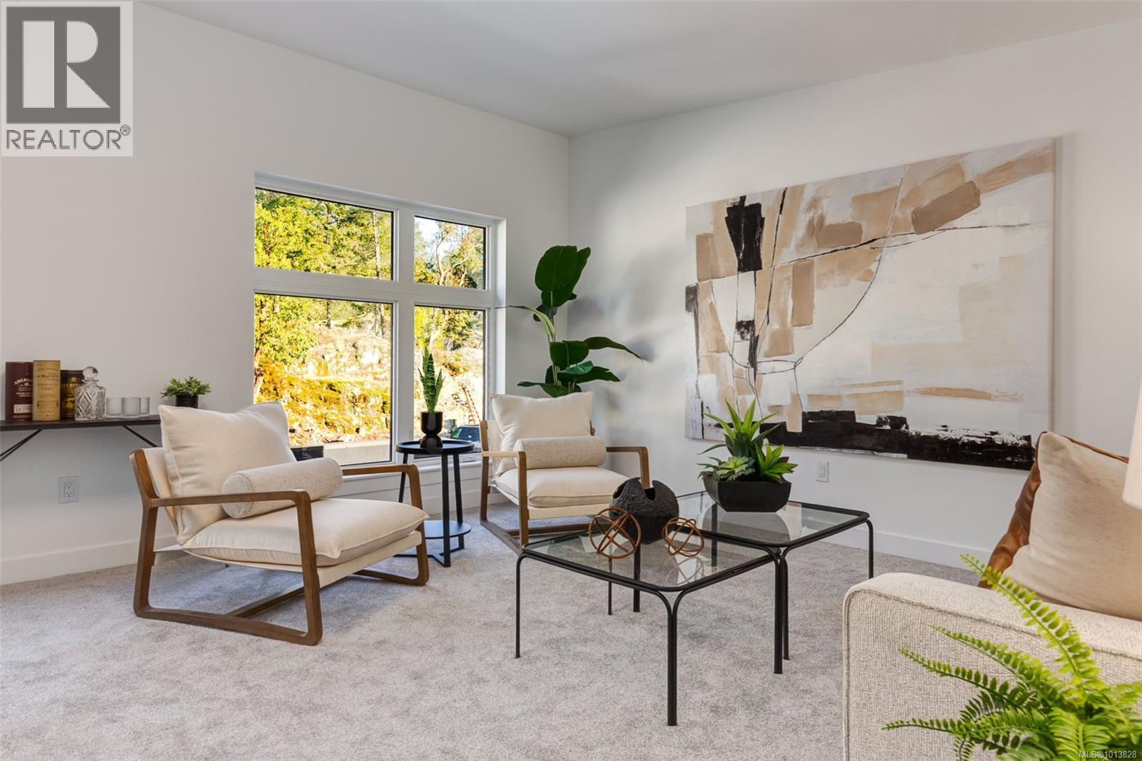 102 1220 Manzanita Pl, Nanaimo