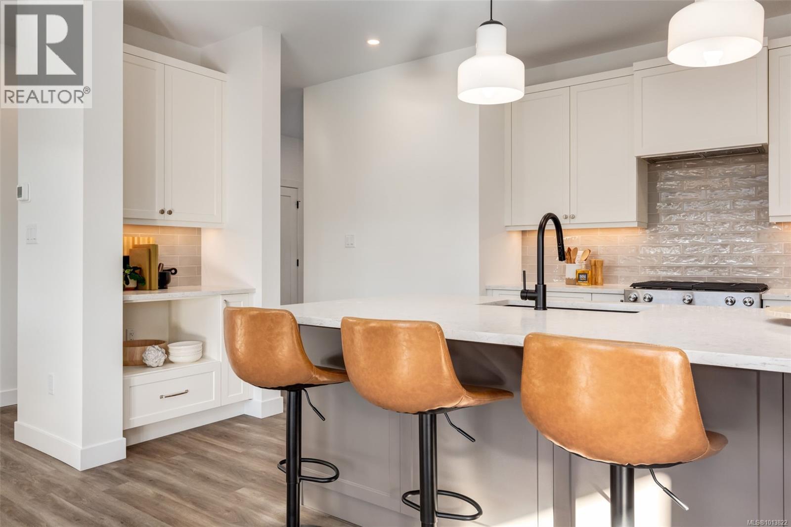 101 1220 Manzanita Pl, Nanaimo