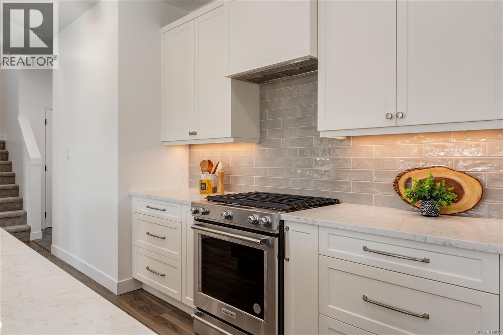 101 1220 Manzanita Pl, Nanaimo