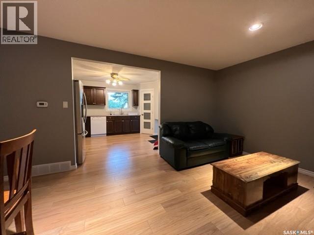 300 1st AVENUE — photo 13