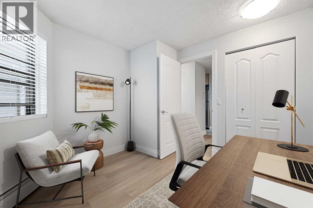 Single Family House for Sale in    Avenue SW Windsor Park Calgary 