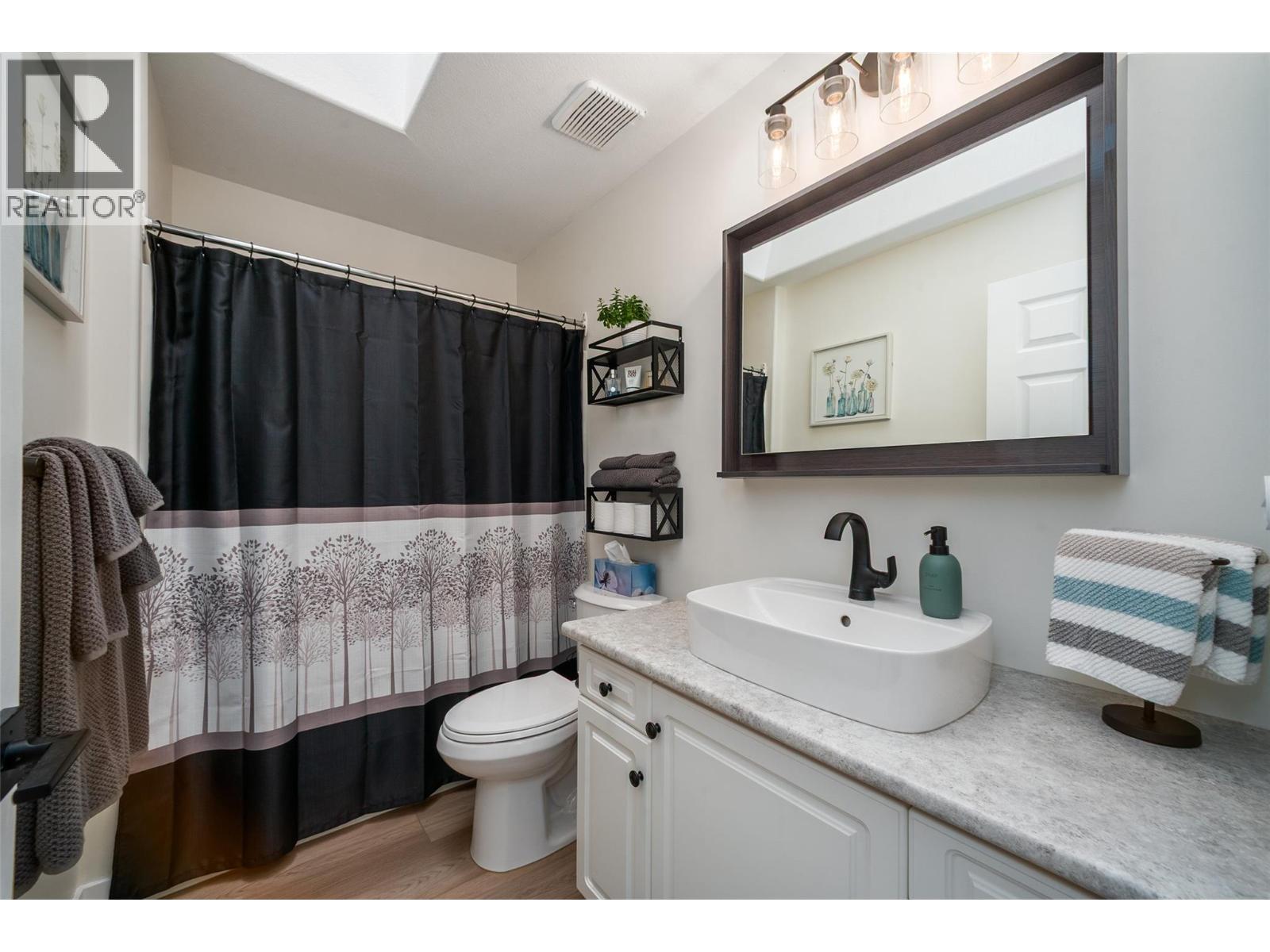  3841 Glen Canyon Drive, West Kelowna