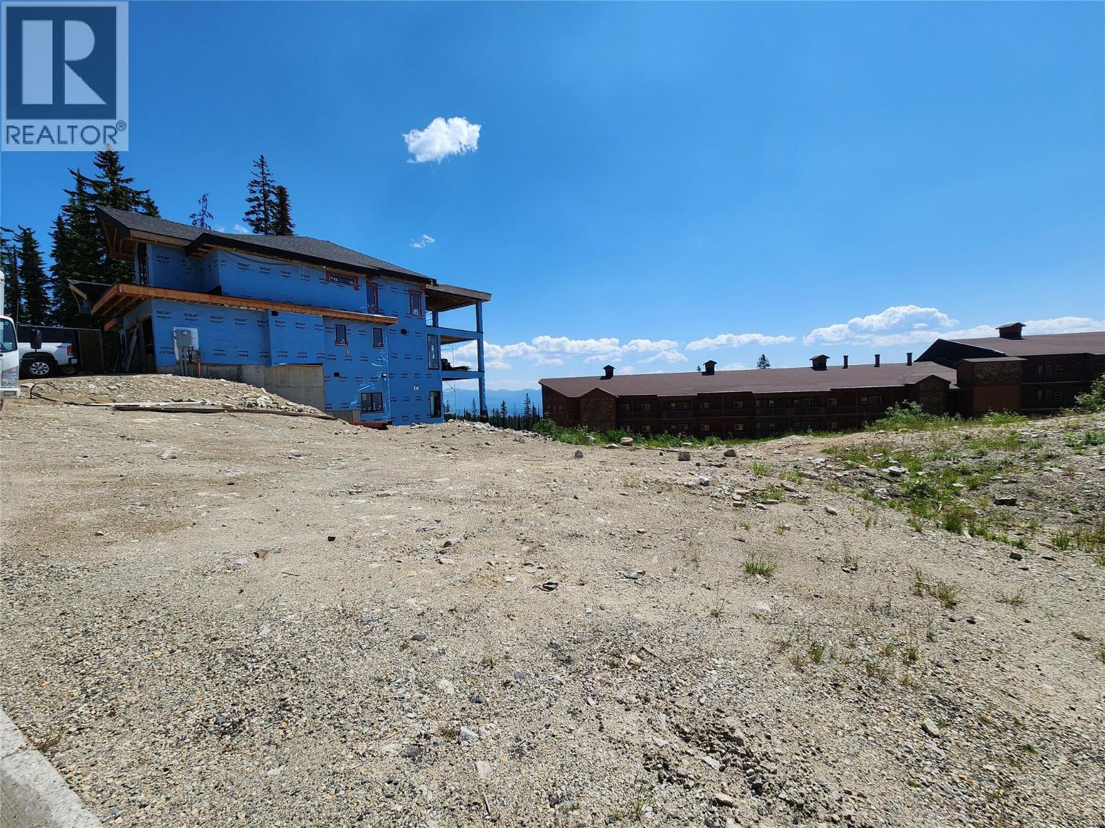  330 Feathertop Way, Big White